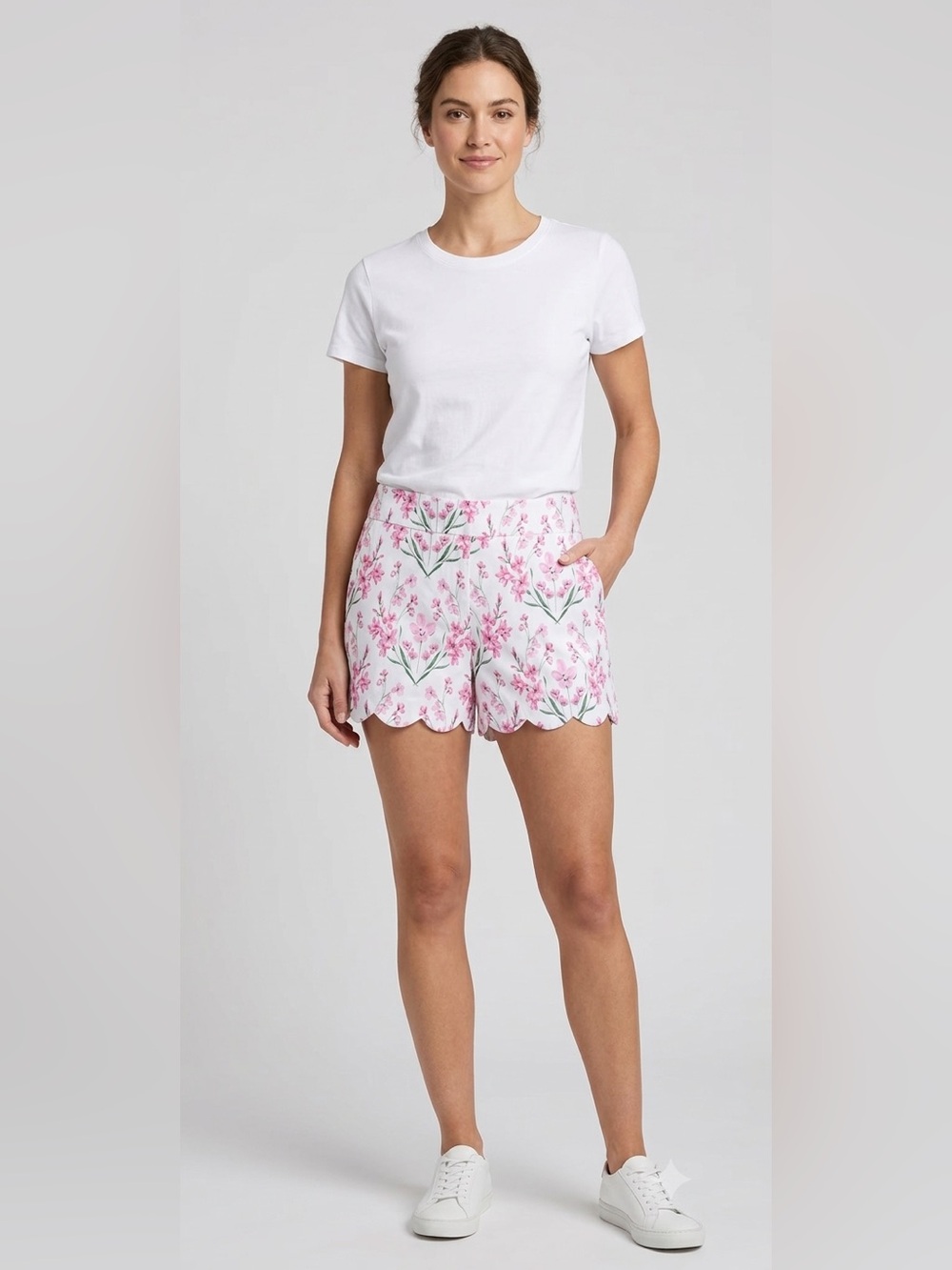 Crown & Ivy Slip On Shorts Size 6P Lightweight Casual Stretch Shorts